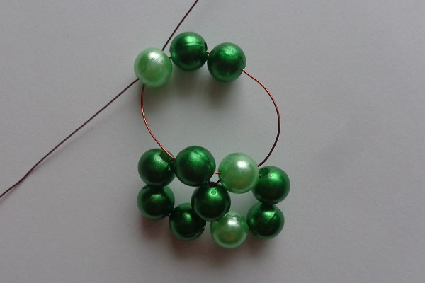 2. Zöld csíkos gömb